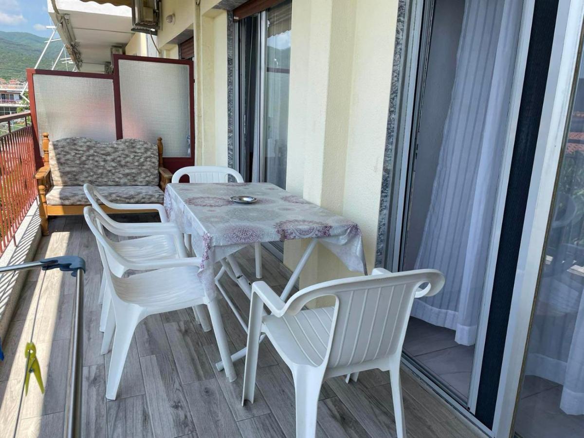 Asprovalta M Apartment Bagian luar foto